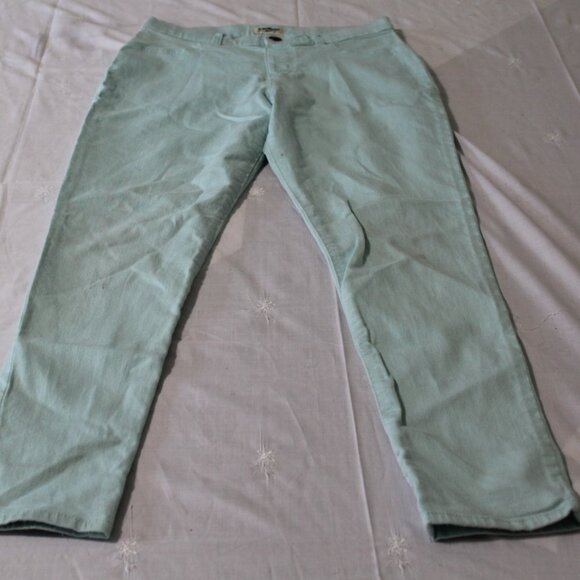 Jeans  -036 - Picture 1 of 4